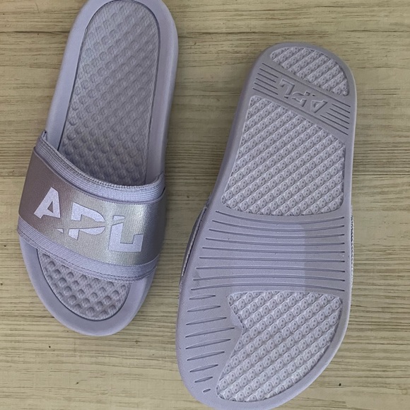 APL ❤️‍🔥 LOGO SLIDES IN LAVENDAR - Picture 9 of 11